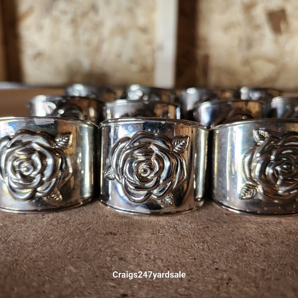 12 Vintage Silver Plated Napkin Rings Roses - Picture 2 of 4